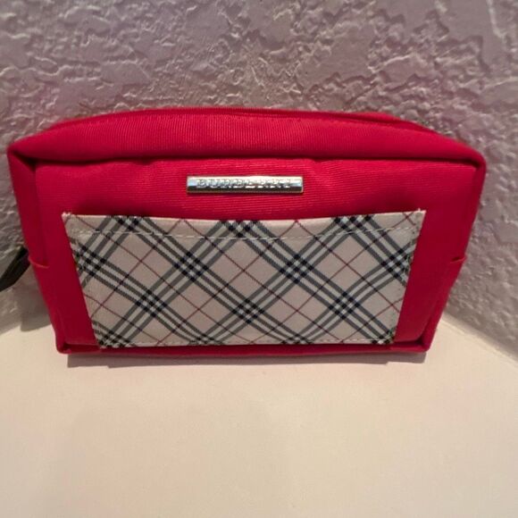 Burberry Small Zippered Pouch Bag Red & Nova Check Plaid Travel Cosmetic Beauty - Picture 1 of 11